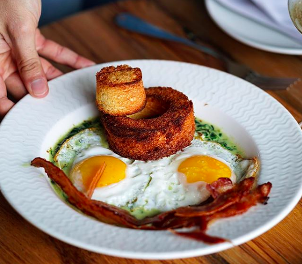 Signature - PHOTO VIA INSTAGRAM / SAFOOD.E