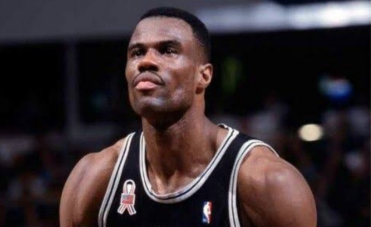 David Robinson Calls Out Kawhi Leonard While Discussing Trend of Star