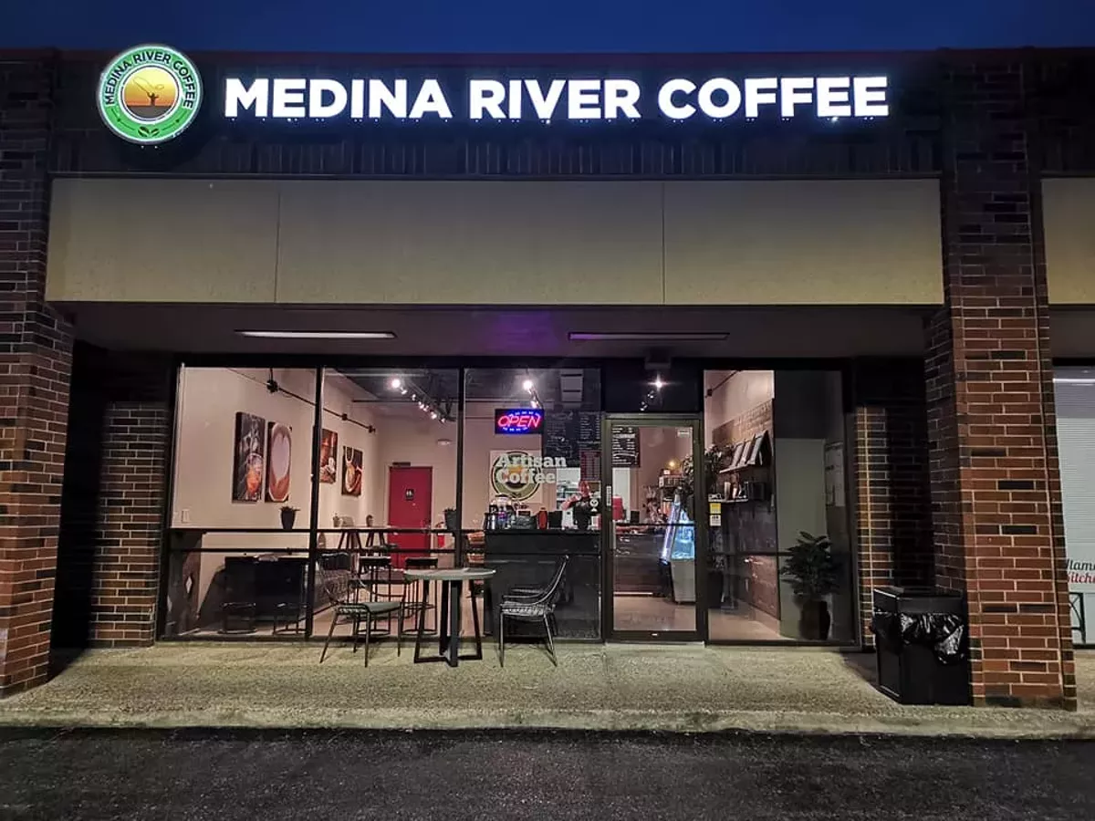 Medina River Coffee Opens on West Avenue Flavor