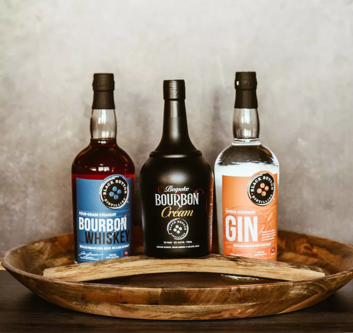 NY-based grain-to-glass distillery brings new bourbons and gin to San Antonio retailers - Vimarsana News