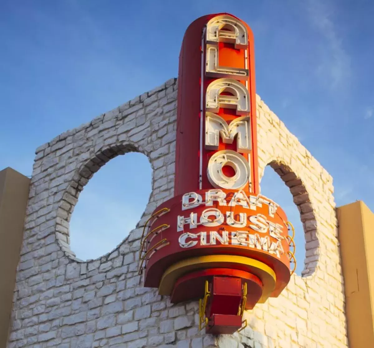 Alamo Drafthouse confirms permanent closure of its Westlakes location in San Antonio - Vimarsana News