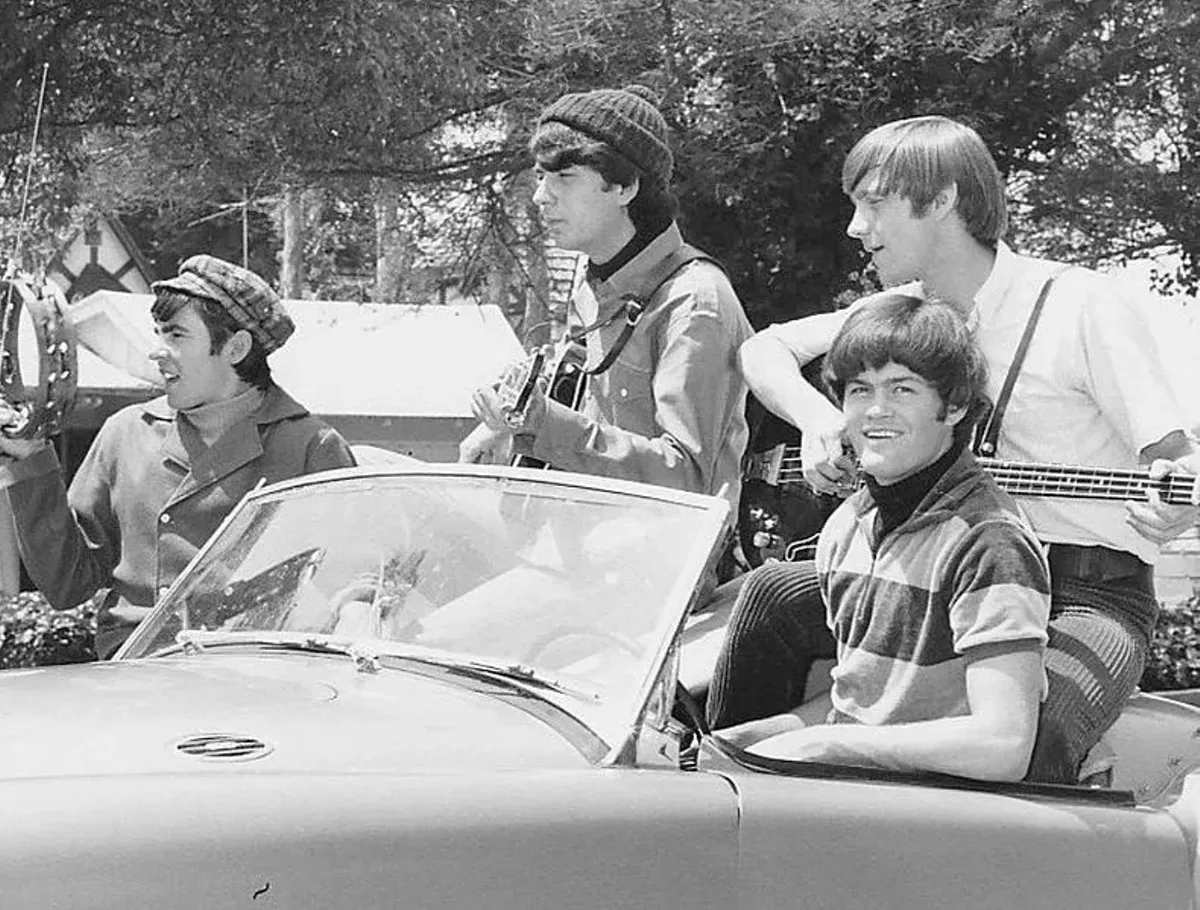Monkees singer-songwriter, media visionary and San Antonio native Mike Nesmith dead at 78 - Vimarsana News