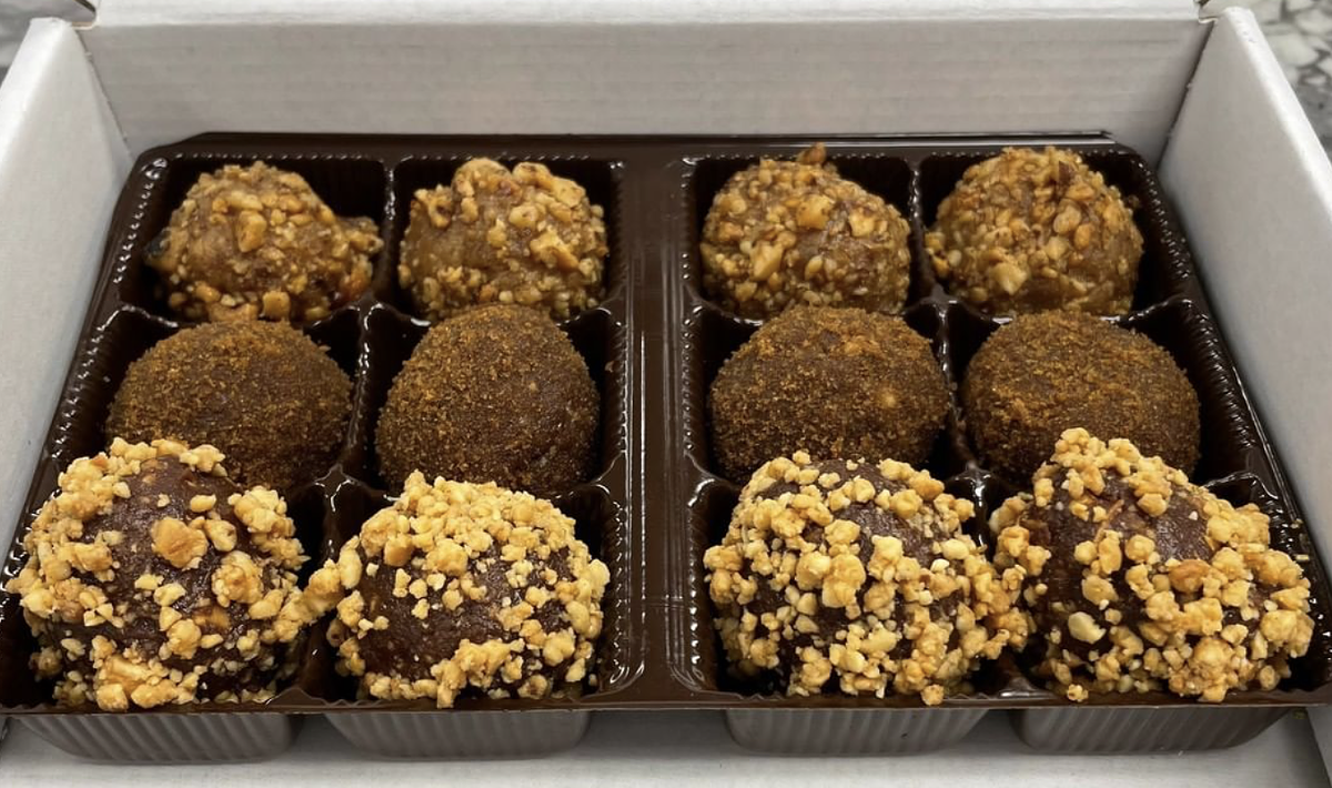 San Antonio-area startup Boozy Ball Cookies selling alcoholic sweets that 'bite back' - Vimarsana News