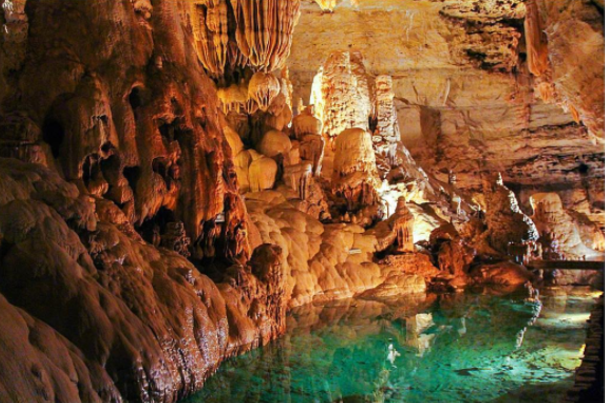 12 Texas Caves and Caverns Every San Antonian Should Visit this Year