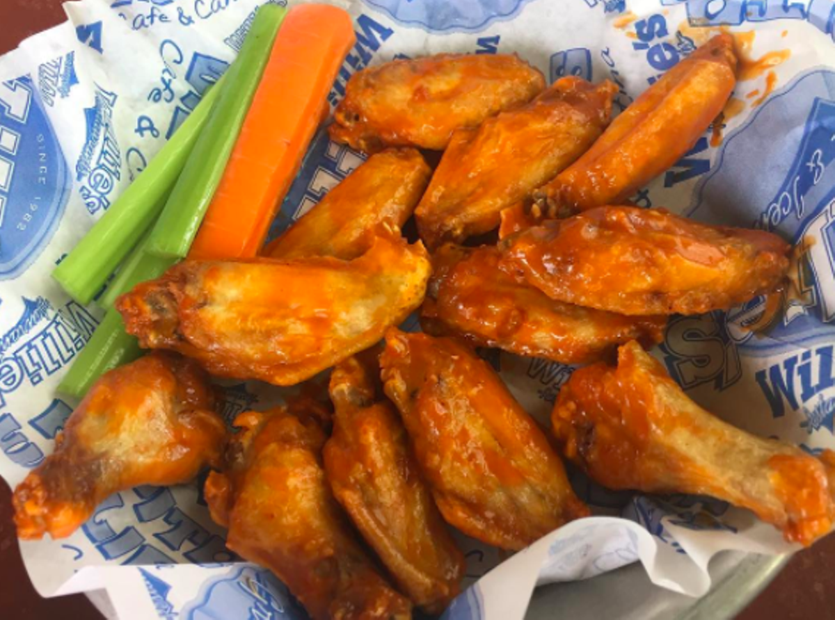 20 Places to Eat Wings in San Antonio That Are Far Better Than Hooters