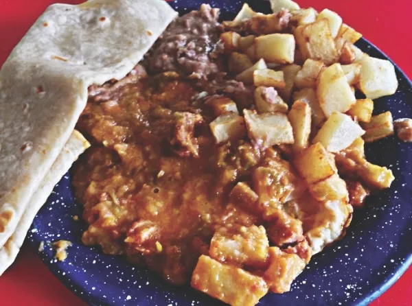 El Maestro's huevos rancheros breakfast platter - JEFFREY DAVID
