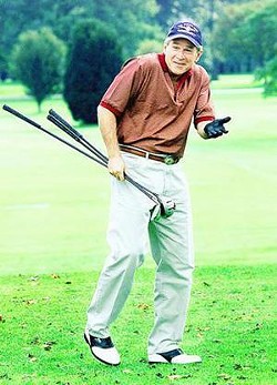 george_w_bush_golfing_300x416.jpg