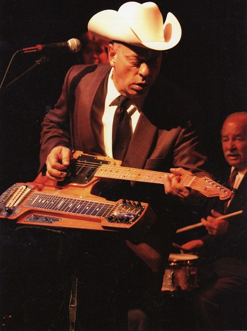 Junior Brown