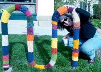 Lisa Sewell: Yarn Bombs