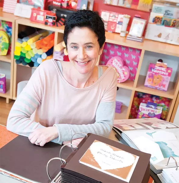 Miriam Footer of - The Write Image - NIKI CHAN