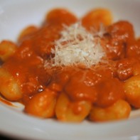 Monday Meal: Tomato-Cream Sauce for Pasta