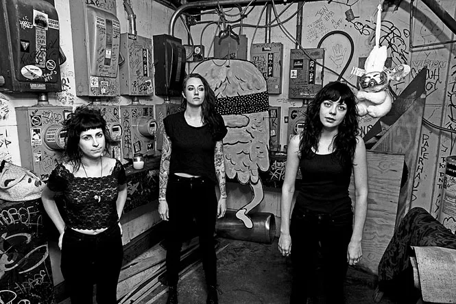 The Coathangers