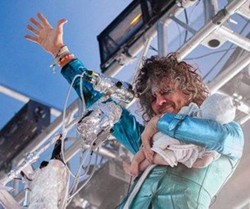 concert_flaminglips_7_1_1.jpg