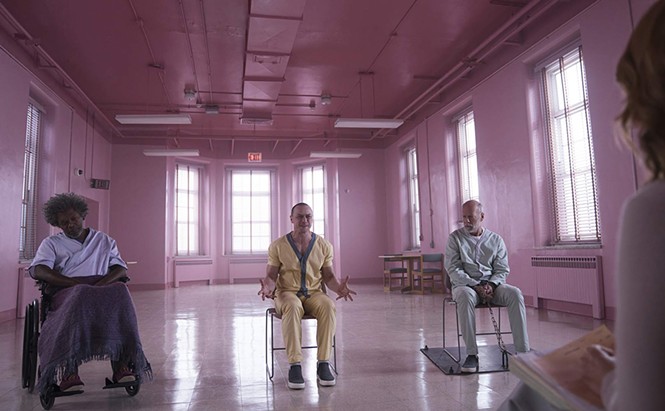 Samuel L. Jackson, James McAvoy and Bruce Willis in Glass - UNIVERSAL PICTURES