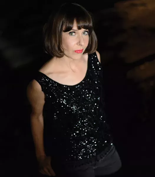 Eleni Mandell