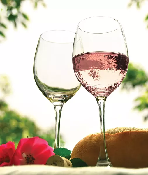 dine_drink1-1-ad9a9dc7c9f57e2c.jpg