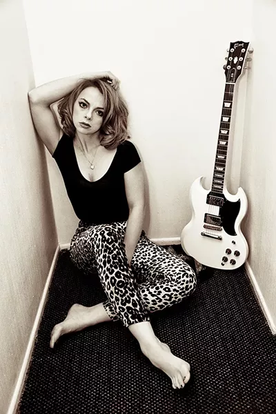 music_live1-3-4680effec7ae8c45.jpg