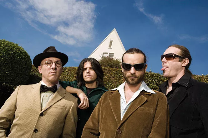music-live-161020-tool.jpg