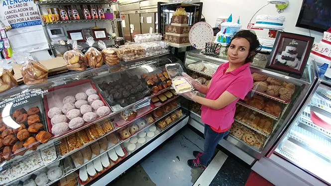 cover_best-of-utah_161117-cakes-by-edith-credit-randy-harward.jpg