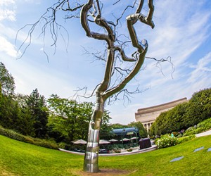 Artificial tree created by Roxy Paine, Washington, D.C. - DREAMSTIME