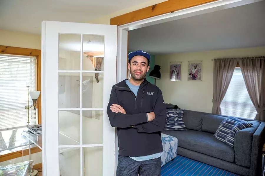 Chaz Requina in his apartment - OLIVER PARAINI
