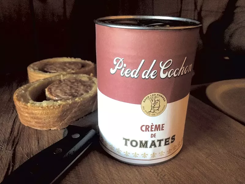 Cream of tomato soup with sausage - ALICE LEVITT