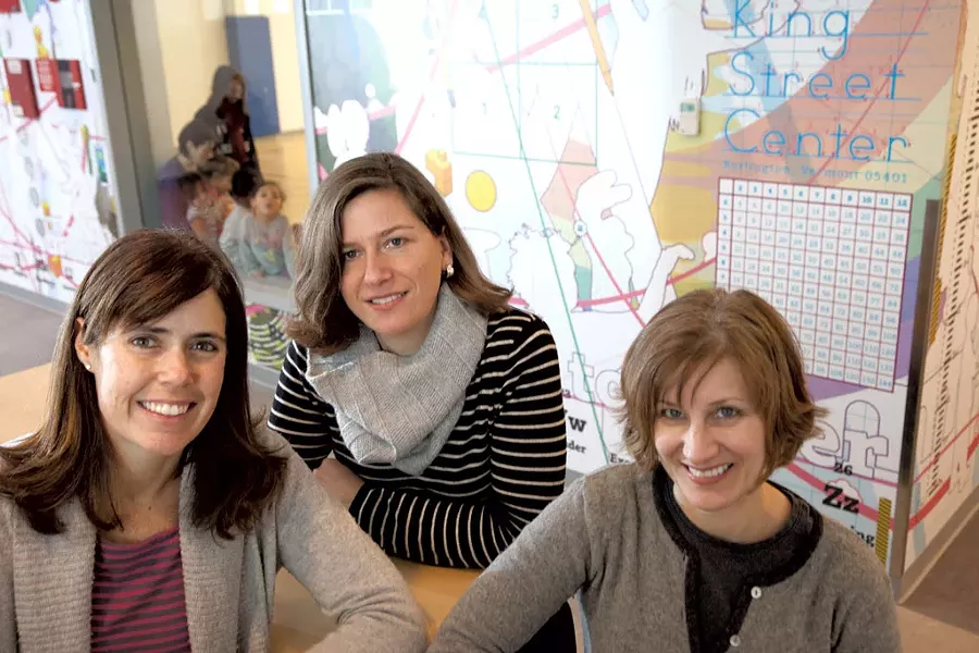 Kelli Shonter, Susannah - Kerest and Vicky Smith - MATTHEW THORSEN