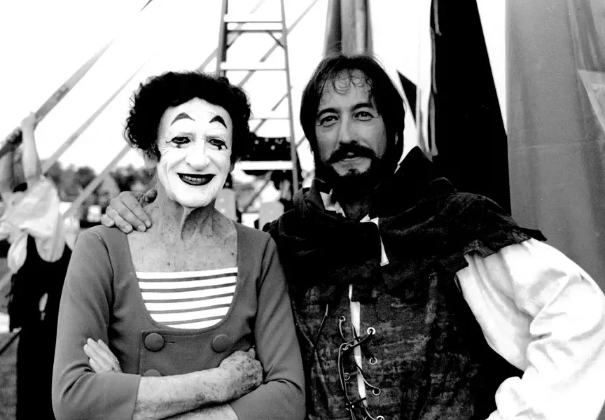 Marcel Marceau and Rob Mermin in 1999 - COURTESY OF ROB MERMIN