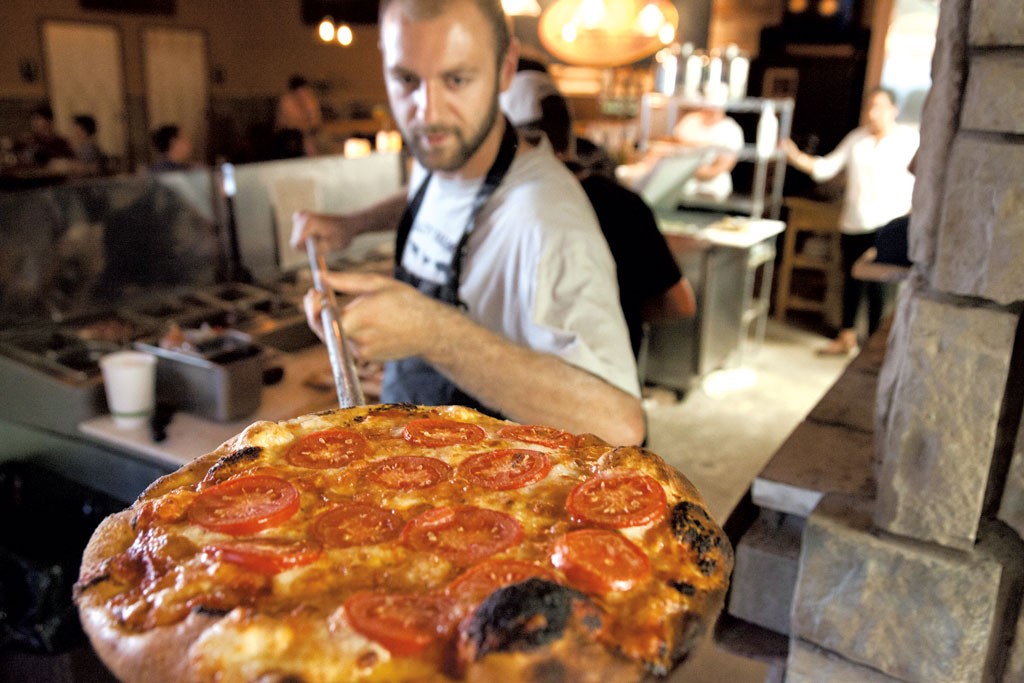 Taste Test La Boca Wood Fired Pizzeria Restaurant Reviews Seven