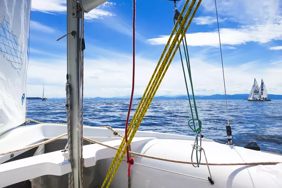 sailing1.jpg