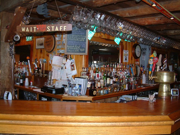 The bar at Localfolk Smokehouse