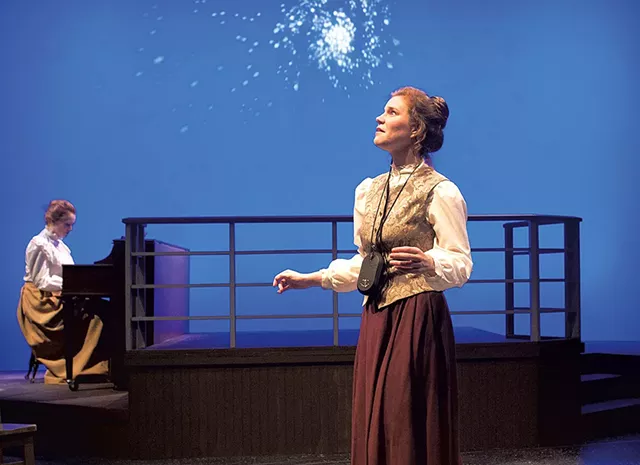 Lindsey Newton (left) and Courtney Wood - COURTESY OF ROBERT EDDY/FIRST LIGHT STUDIOS