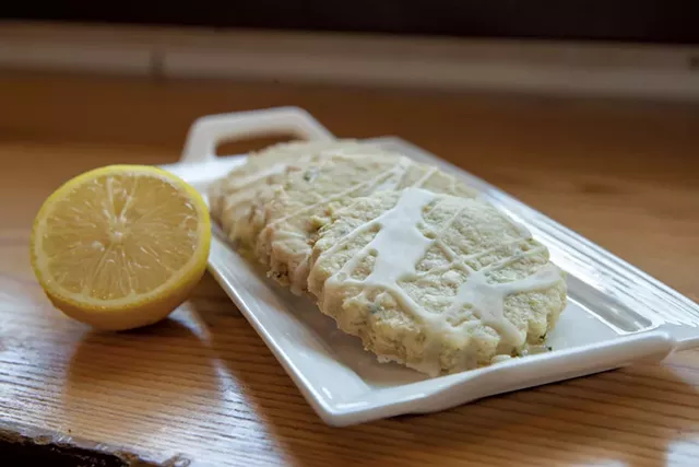 Lemon-basil shortbread cookies - JAMES BUCK