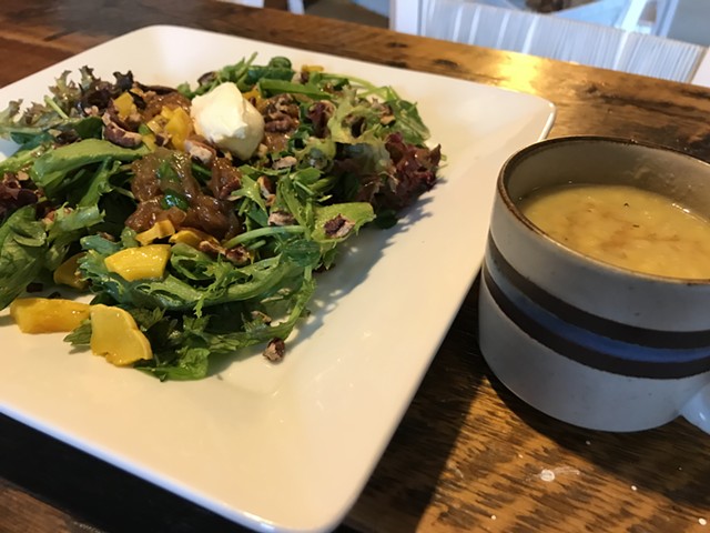 Early autumn lunch at Nomad Coffee in Burlington - SALLY POLLAK