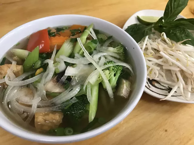 Pho rau - SALLY POLLAK