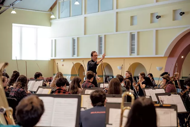 VYOA rehearsing with Klemme at the Elley-Long Music Center