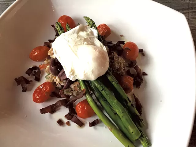 Grilled asparagus salad at Sage Restaurant - SASHA GOLDSTEIN
