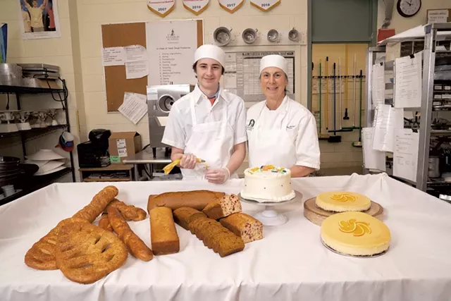 Hot Lunch: Student-Run Restaurant Wows Diners in St. Johnsbury | Food