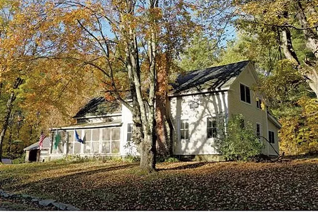 COURTESY OF ZILLOW.COM