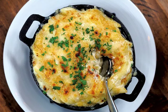 Mac and cheese - JEB WALLACE-BRODEUR