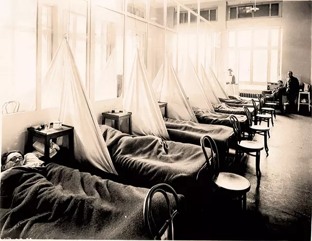 Scene from the 1918 pandemic - © SATORI13 | DREAMSTIME