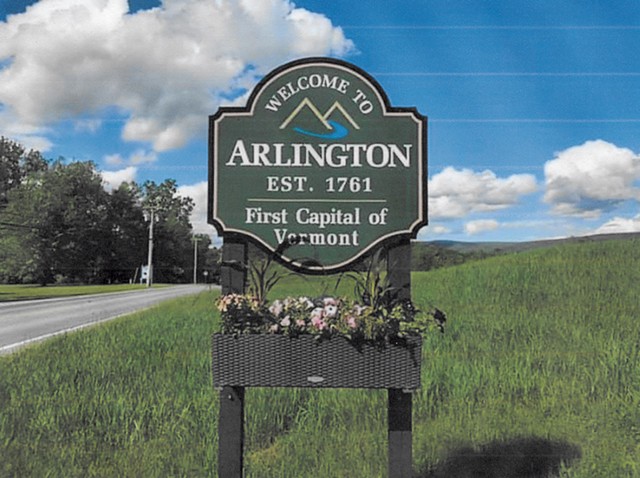 Arlington welcome sign - COURTESY OF PAT AND JOHN WILLIAMS
