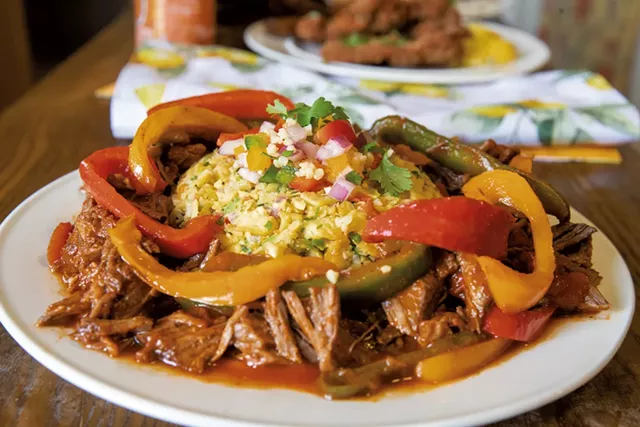 Miami Mami's ropa vieja con mofongo - JAMES BUCK