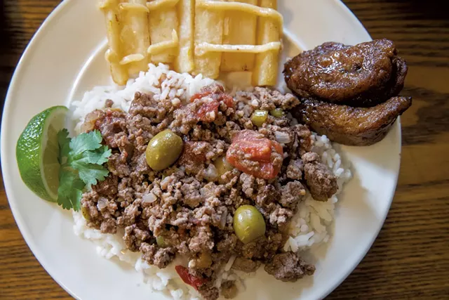 Miami Mami's picadillo con yuca frita - JAMES BUCK