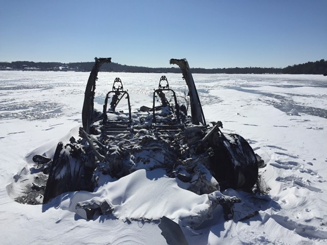 The Tesla that burned on Lake Champlain in 2019 - SASHA GOLDSTEIN ©️ SEVEN DAYS