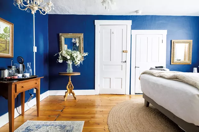 The two-bedroom suite - DANIELLE VISCO | COURTESY OF CRAFTSBURY FARMHOUSE