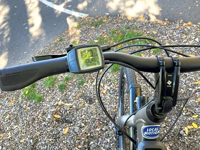 Local Motion e-bike - JEFF BARON ©️ SEVEN DAYS