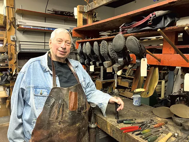 John Welsh in his workshop - SALLY POLLAK ©️ SEVEN DAYS