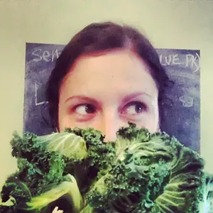 Erinn Simon & her kale