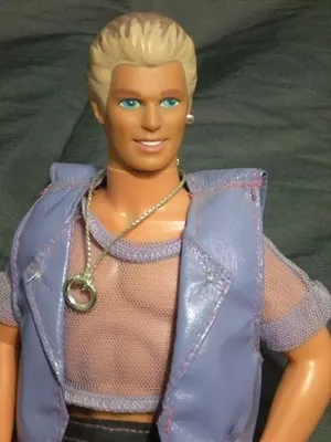 Earring Magic Ken